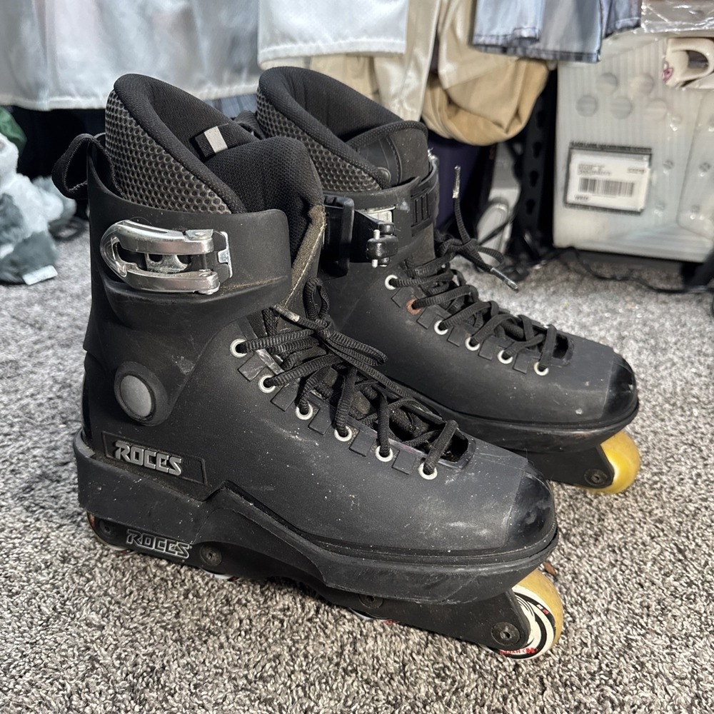 Roces M12 Lo Team BUIO Skates Men's 8. (read Flaws)